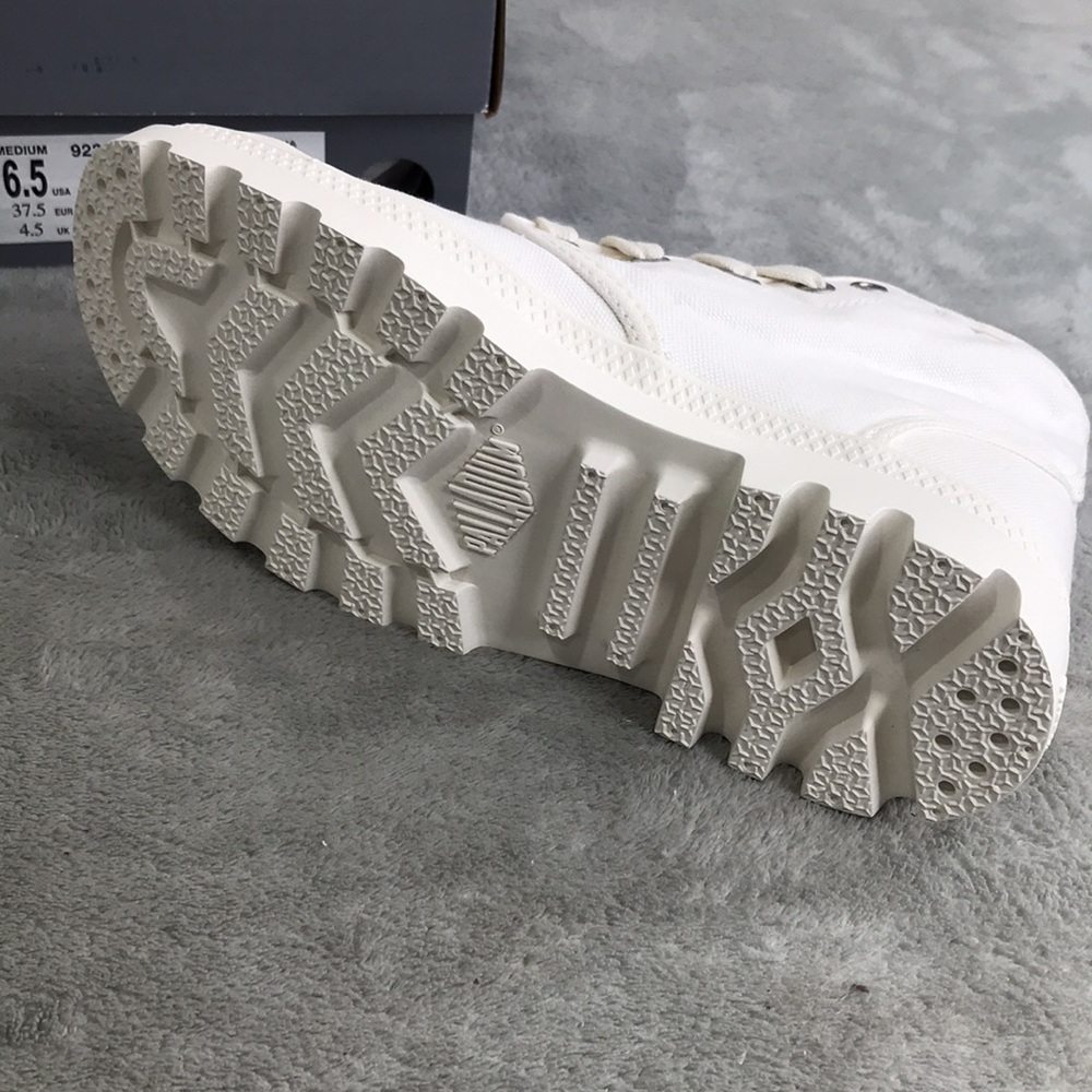 Palladium Women's Pampa Hi Star White Boots New in Box - Picture 6 of 15